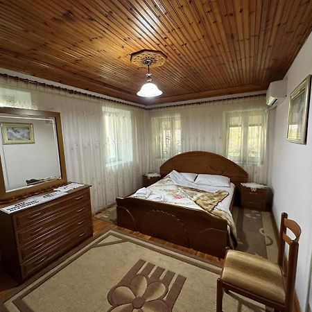 Geri Guesthouse Gjirokastra Kültér fotó