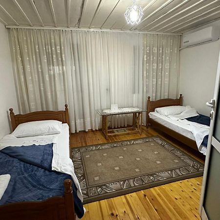 Geri Guesthouse Gjirokastra Kültér fotó