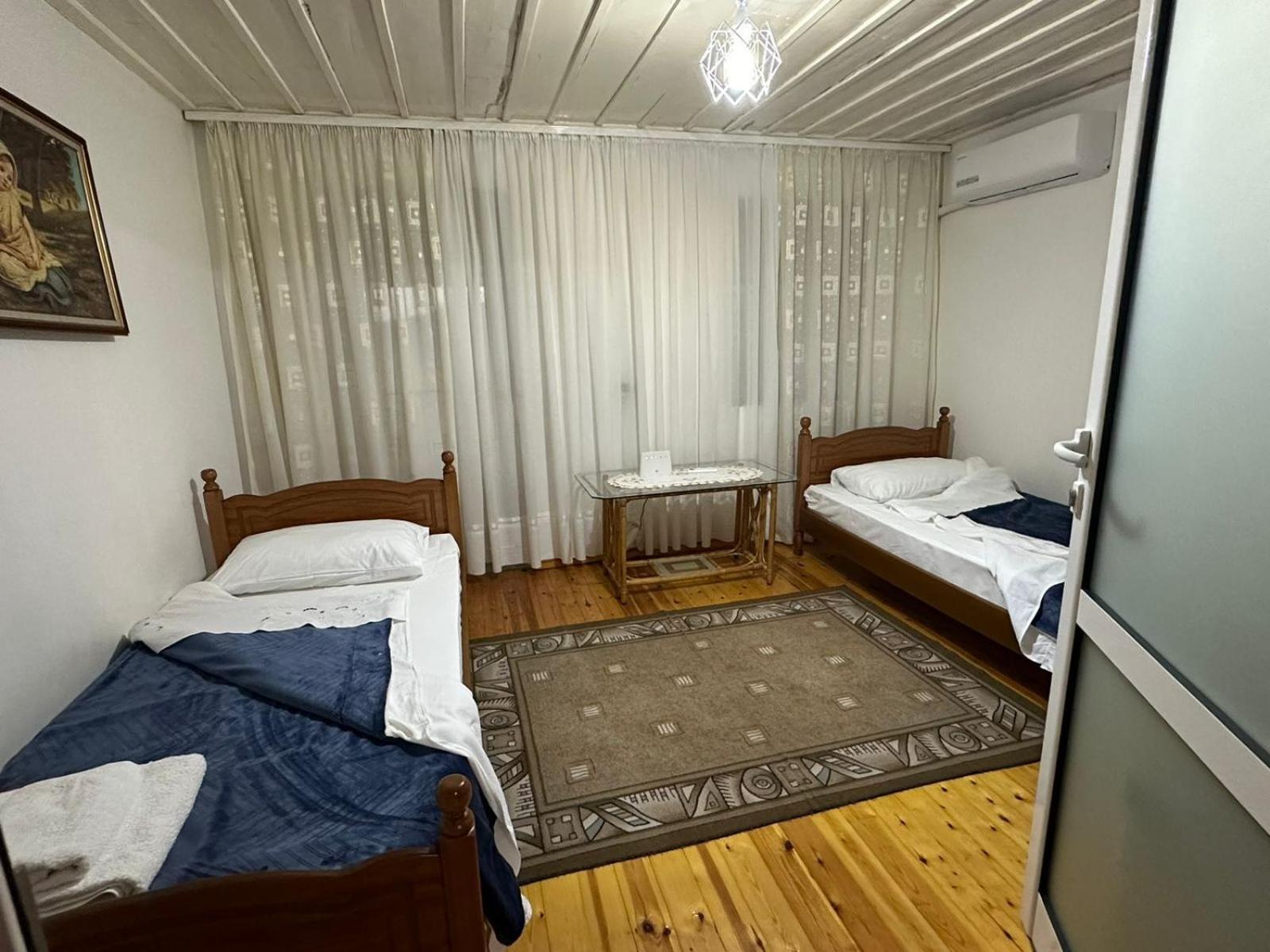 Geri Guesthouse Gjirokastra Kültér fotó